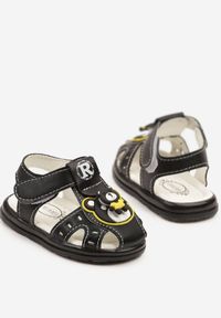 Born2be - Czarne Sandały z Aplikacją Misia 3D Addelia. Okazja: na co dzień, na spacer. Zapięcie: rzepy. Kolor: czarny. Wzór: aplikacja. Sezon: lato. Styl: casual, elegancki #3