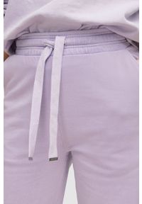 AllSaints spodnie dresowe damskie kolor fioletowy gładkie. Kolor: fioletowy. Materiał: dresówka. Wzór: gładki #4