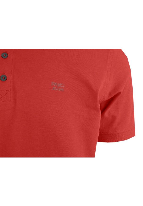 Męski T-Shirt (Koszulka) z Dekoltem na Guziki - Pako Jeans - Czerwona. Okazja: na co dzień. Kolor: czerwony. Materiał: bawełna, elastan. Styl: casual
