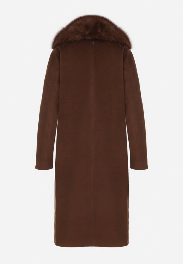 Born2be - Brązowy Płaszcz Ozdobiony Odpinanym Futerkiem Lianossa. Okazja: na co dzień. Kolor: brązowy. Materiał: futro. Wzór: aplikacja. Styl: casual, klasyczny