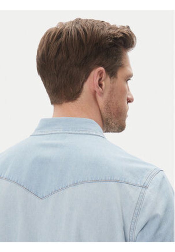Wrangler Koszula jeansowa Western 112362742 Niebieski Regular Fit. Kolor: niebieski. Materiał: bawełna