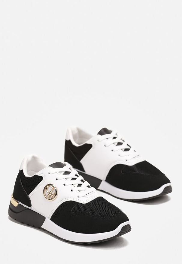 Born2be - Czarno-Białe Sneakersy z Metalową Ozdobą Vonette. Kolor: czarny. Wzór: aplikacja