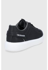 Trussardi Jeans - Trussardi buty kolor czarny. Nosek buta: okrągły. Zapięcie: sznurówki. Kolor: czarny. Materiał: guma