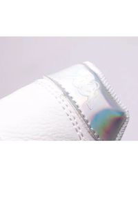Buty dziecięce Kappa Bash Gc K Jr 260852GCK-1017 białe. Okazja: na co dzień. Zapięcie: rzepy. Kolor: biały. Materiał: materiał, syntetyk, skóra. Szerokość cholewki: normalna #8