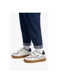 Sneakersy Guess. Kolor: biały #1