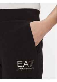 EA7 Emporio Armani Spodnie dresowe 8NTP67 TJTXZ 0200 Czarny Regular Fit. Kolor: czarny. Materiał: bawełna #4