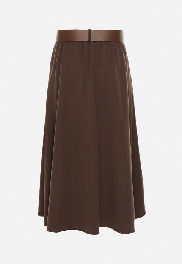 Born2be - Brązowa Rozkloszowana Spódnica z Wiskozą Zdobiona Paskiem z Klamrą Tinevia. Okazja: na co dzień, do pracy. Kolor: brązowy. Materiał: wiskoza. Wzór: aplikacja. Styl: klasyczny, casual, elegancki