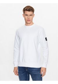 Calvin Klein Jeans Bluza J30J323426 Biały Regular Fit. Kolor: biały. Materiał: bawełna #1