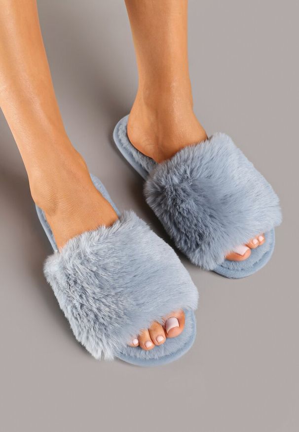 Born2be - Szare Kapcie Vices z Miękkiego Futerka Seladwen. Okazja: na co dzień, do domu. Kolor: szary. Materiał: futro. Obcas: na obcasie. Styl: elegancki, casual