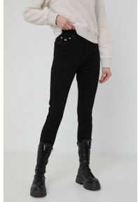 Tommy Jeans jeansy MELANY CE678 damskie high waist. Stan: podwyższony. Kolor: czarny