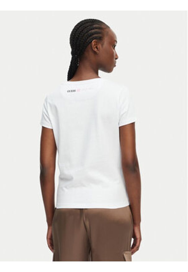 Guess T-Shirt W6BI51 K6658 Biały Regular Fit. Kolor: biały. Materiał: bawełna