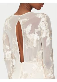 YAS Sukienka wieczorowa Floree 26036358 Biały Regular Fit. Kolor: biały. Materiał: syntetyk. Styl: wizytowy
