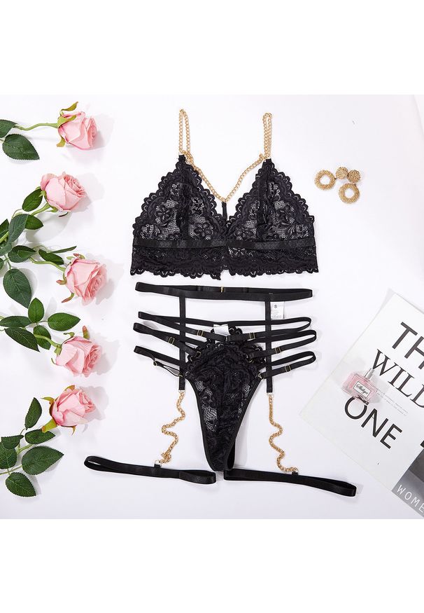 Intica - Komplet bielizny z wycięciami i łańcuszkiem na wieczór Antonina. Kolor: czarny. Materiał: tkanina