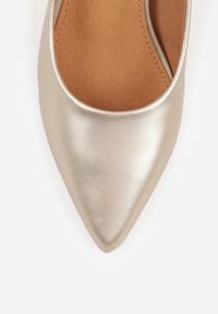 Renee - Złote Czółenka na Szpilce w Klasycznym Stylu ze Skórzaną Wkładką Meloriel. Okazja: do pracy, na spotkanie biznesowe. Kolor: złoty. Materiał: skóra. Obcas: na szpilce. Styl: klasyczny #5