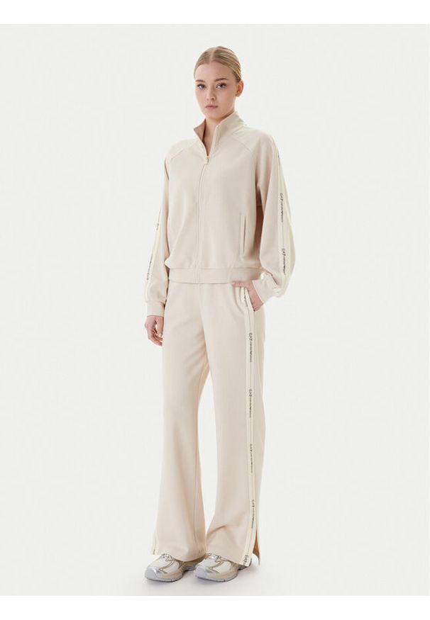 EA7 Emporio Armani Dres 7W000979 AF12501 U1088 Beżowy Regular Fit. Kolor: beżowy. Materiał: syntetyk