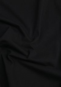 Renee - Czarny Bawełniany T-shirt Ozdobiony po Bokach Rozcięciami Brinelle. Kolor: czarny. Materiał: bawełna. Wzór: aplikacja. Sezon: lato. Styl: elegancki, sportowy #7