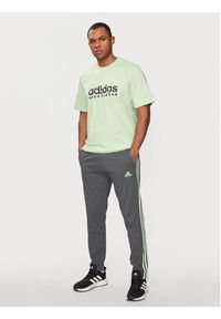 Adidas - adidas Spodnie dresowe Essentials IS1367 Szary Regular Fit. Kolor: szary. Materiał: syntetyk, bawełna #4