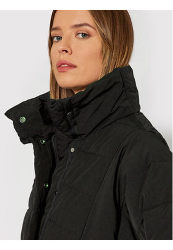 Didriksons Kurtka zimowa Julie 503867 Czarny Regular Fit. Kolor: czarny. Materiał: syntetyk. Sezon: zima