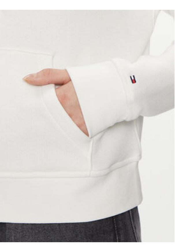 TOMMY HILFIGER - Tommy Hilfiger Bluza 1985 WW0WW39189 Écru Regular Fit. Materiał: bawełna, syntetyk