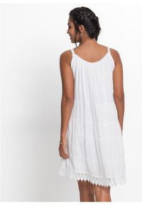Sukienka z koronką bonprix biały. Kolor: biały. Materiał: koronka. Długość rękawa: na ramiączkach. Wzór: koronka. Sezon: lato. Długość: mini #3