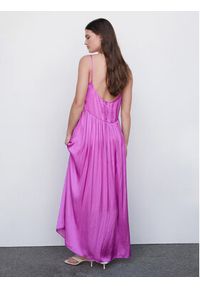 mango - Mango Sukienka wieczorowa Isidi 57002895 Różowy Regular Fit. Kolor: różowy. Materiał: syntetyk. Styl: wizytowy #4