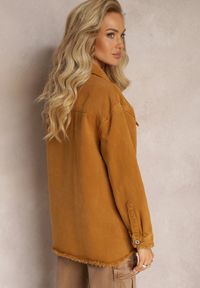 Renee - Brązowa Bawełniana Jeansowa Kurtka Oversize z Kieszeniami i Metalowymi Guzikami Malvo. Typ kołnierza: kołnierzyk klasyczny. Kolor: brązowy. Materiał: bawełna, jeans. Długość rękawa: długi rękaw. Długość: długie. Styl: klasyczny