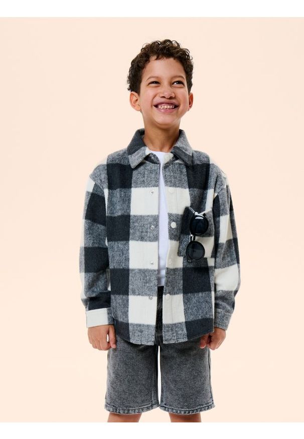 Sinsay - Kurtka koszulowa w kratę - kremowy. Kolor: kremowy