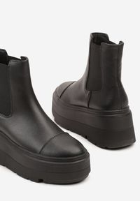 Born2be - Czarne Botki Sztyblety Vices na Grubej Podeszwie Redvire. Kolor: czarny. Materiał: jeans. Szerokość cholewki: normalna. Obcas: na koturnie. Styl: klasyczny #6