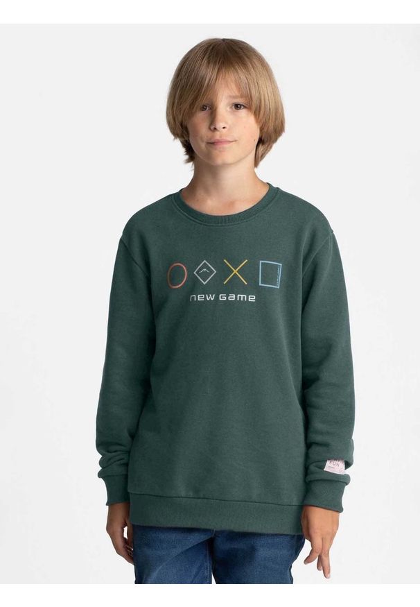 Volcano - Bluza chłopięca wkładana przez głowę z nadrukiem gry komputerowe B-ANDY JUNIOR 2. Kolor: brązowy. Materiał: włókno, dresówka, dzianina, materiał, poliester, bawełna. Długość: długie. Wzór: nadruk. Styl: młodzieżowy