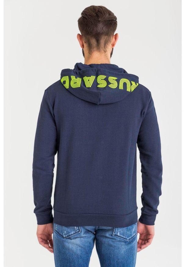 Trussardi Jeans - BLUZA trussardi jeans. Typ kołnierza: kaptur, kołnierzyk stójkowy. Styl: klasyczny