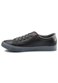 Czarne Trampki Cross Jeans Męskie Sznurowane Buty. Okazja: na co dzień. Kolor: czarny. Materiał: materiał, skóra ekologiczna, guma. Szerokość cholewki: normalna. Wzór: aplikacja. Styl: casual
