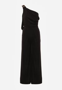 Born2be - Czarny Elegancki Kombinezon o Asymetrycznym Kroju na Jedno Ramię z Klamrą Azerarax. Kolor: czarny. Materiał: materiał. Długość rękawa: na ramiączkach. Styl: elegancki #7