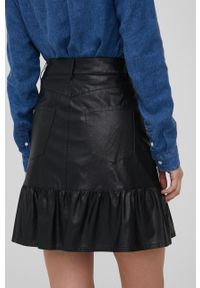 Pennyblack spódnica kolor czarny mini rozkloszowana. Kolor: czarny. Materiał: skóra, tkanina