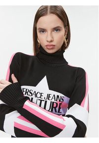 Versace Jeans Couture Sukienka dzianinowa 75HAOM51 Czarny Regular Fit. Kolor: czarny. Materiał: wiskoza #5