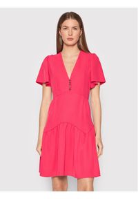 Rinascimento Sukienka koktajlowa CFC0107733003 Różowy Relaxed Fit. Kolor: różowy. Materiał: syntetyk. Styl: wizytowy #1