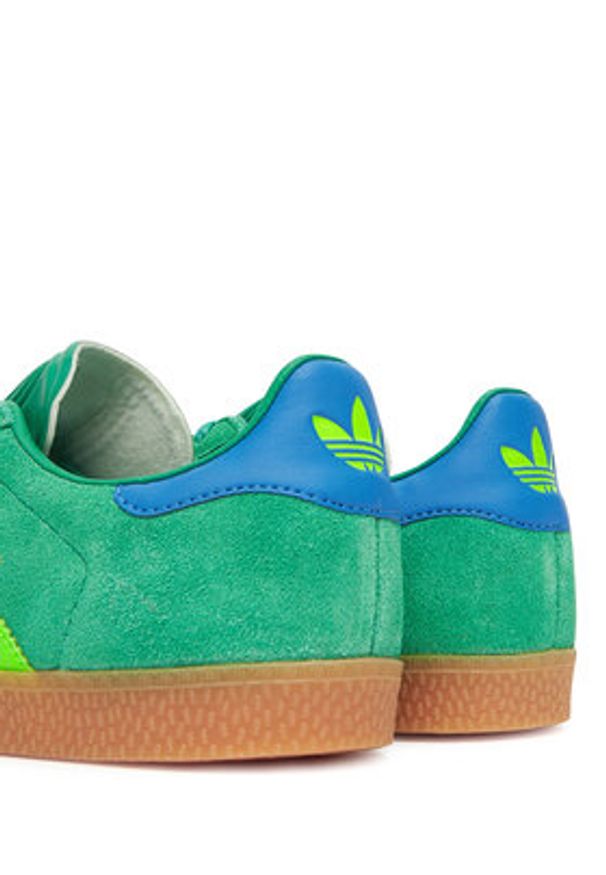 Adidas - adidas Sneakersy Gazelle JP7127 Zielony. Kolor: zielony. Materiał: skóra, zamsz. Model: Adidas Gazelle