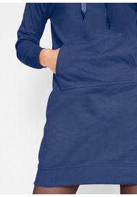 Sukienka dresowa z kapturem bonprix kobaltowy. Typ kołnierza: kaptur. Kolor: niebieski. Materiał: dresówka