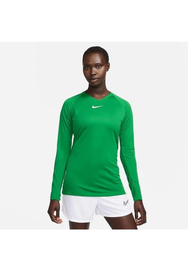 Bluza Nike Dri-FIT Park First Layer, Kobiety. Kolor: zielony. Materiał: poliester, materiał. Technologia: Dri-Fit (Nike). Sport: fitness
