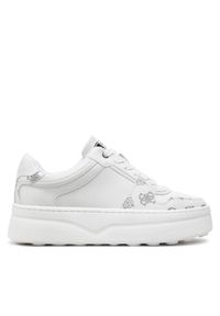 Guess Sneakersy Queenz FLTQNZ FAL12 Biały. Kolor: biały. Materiał: skóra