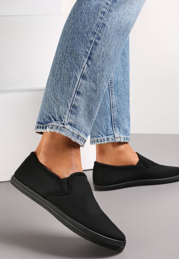 Born2be - Czarne Tenisówki Materiałowe na Płaskiej Podeszwie Ediany. Kolor: czarny. Materiał: materiał. Obcas: na płaskiej podeszwie