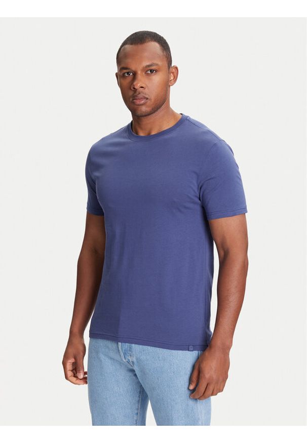 United Colors of Benetton - United Colors Of Benetton T-Shirt 3U53J1F15 Niebieski Regular Fit. Kolor: niebieski. Materiał: bawełna