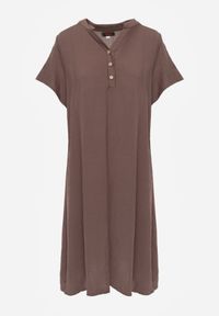 Born2be - Brązowa Wiskozowa Sukienka o Pudełkowym Kroju z Dekoltem V z Guzikami Berborin. Okazja: na co dzień, do pracy. Kolekcja: plus size. Kolor: brązowy. Materiał: wiskoza. Typ sukienki: proste, dla puszystych. Styl: casual, klasyczny #3