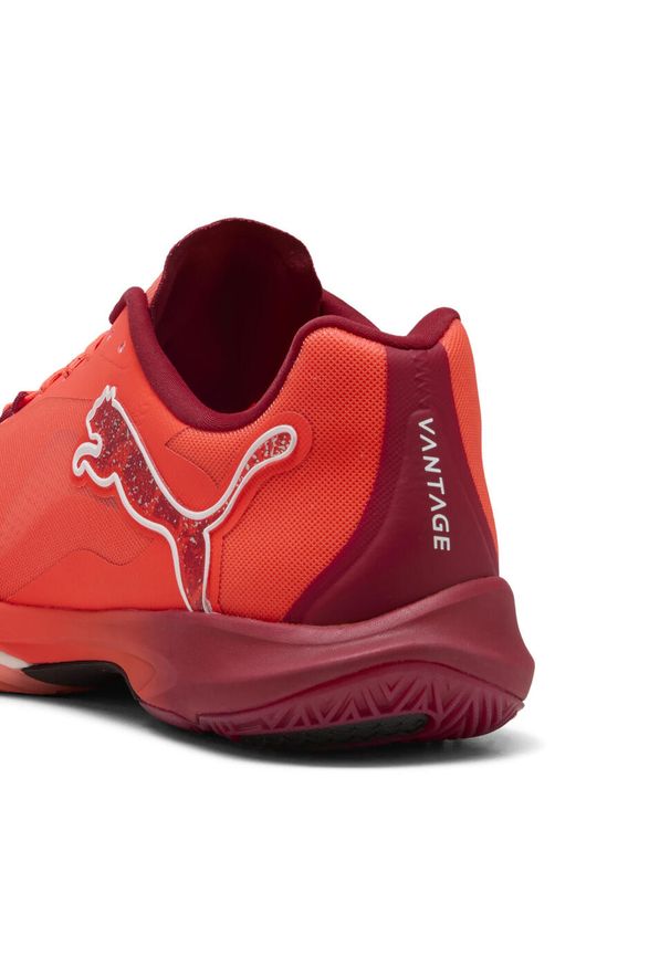 Puma - Buty do piłki ręcznej unisex Vantage NITRO™ PUMA. Kolor: wielokolorowy, biały, czerwony. Materiał: tkanina, materiał, syntetyk. Sport: piłka ręczna