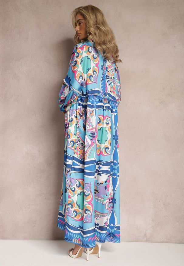 Renee - Niebieska Sukienka Maxi Oversize w Kolorowy Ornamentalny Wzór Stama. Kolor: niebieski. Długość rękawa: długi rękaw. Wzór: kolorowy. Typ sukienki: oversize. Długość: maxi