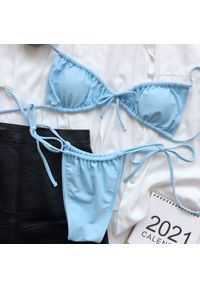 Intica - Bikini wiązane na plażę i do pływania Kamillah. Kolor: niebieski. Materiał: materiał