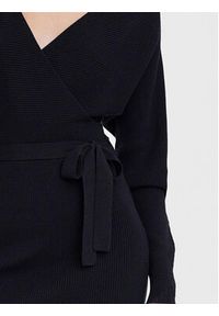 Vero Moda Sukienka dzianinowa 10269251 Czarny Regular Fit. Kolor: czarny. Materiał: syntetyk