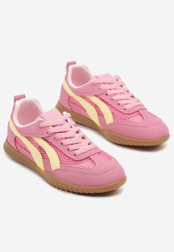 Born2be - Fuksjowe Sneakersy w Stylu Tenisówek Ozdobione Paskami Amooshea. Okazja: na co dzień. Zapięcie: pasek. Kolor: różowy. Materiał: jeans. Wzór: aplikacja