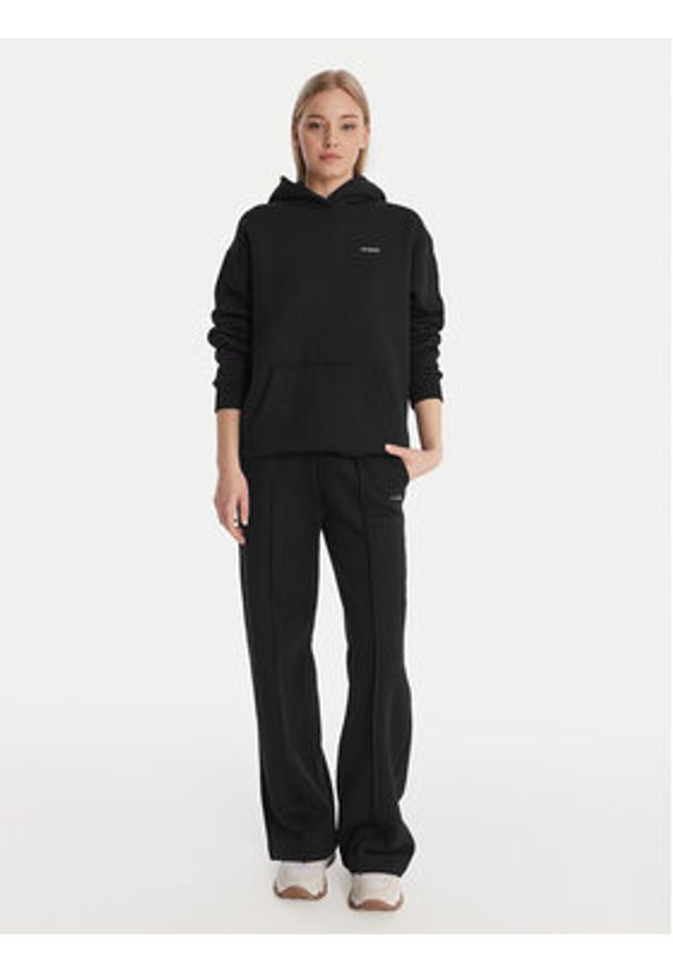 Guess Bluza V6RQ14 K9V31 Czarny Regular Fit. Kolor: czarny. Materiał: bawełna