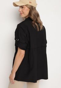 Born2be - Czarna Kurtka Parka z Bawełną Ściągana w Pasie Troczkiem Zapinana na Napy Velethra. Okazja: na co dzień. Kolor: czarny. Materiał: bawełna. Styl: casual #3