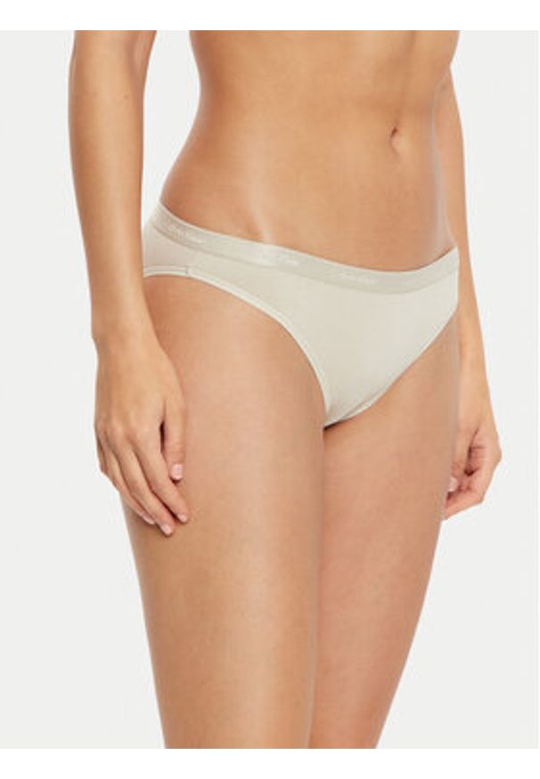 Calvin Klein Underwear Komplet fig Bikini 3pk 000QD5243E Kolorowy. Materiał: bawełna. Wzór: kolorowy